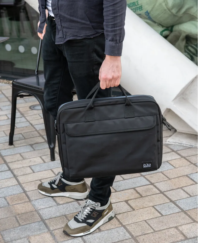 Brompton Metro City Bag Medium in Black-7